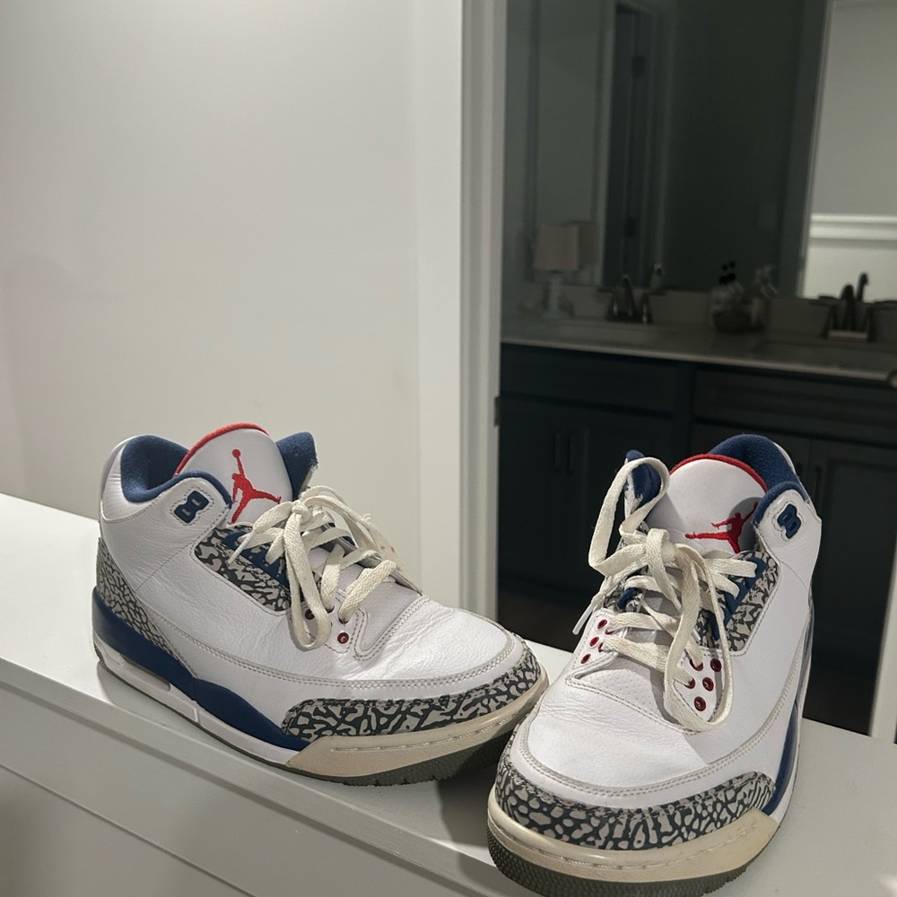 Jordan Sneakers White and Blue